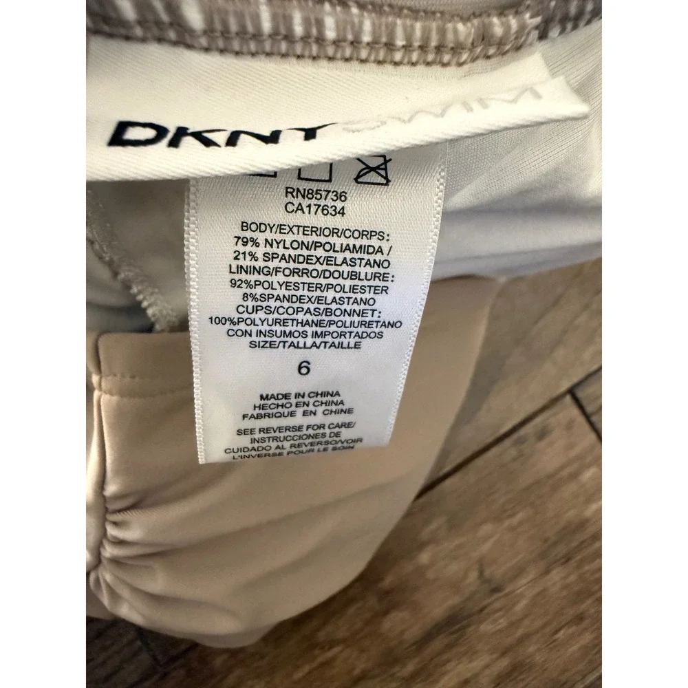 DKNY Bandeau Maillot Swimsuit Women 6 Sand Dune Strapless Padded D71416 NWT - Picture 7 of 8